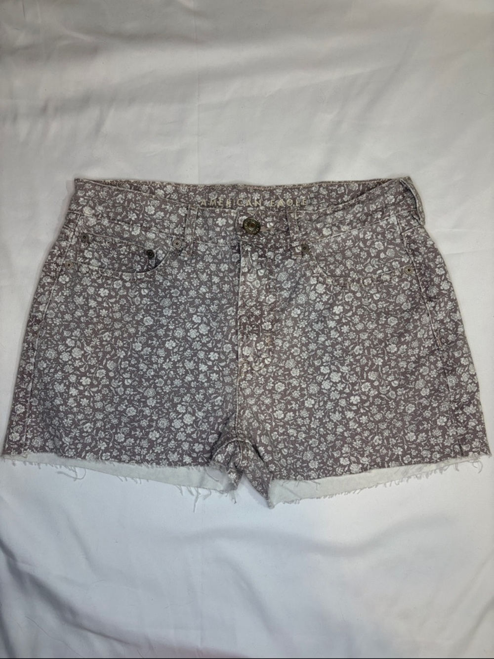 American Eagle Mauve Floral Toile Print Denim Cut Off Raw Hem Shorts High Waist